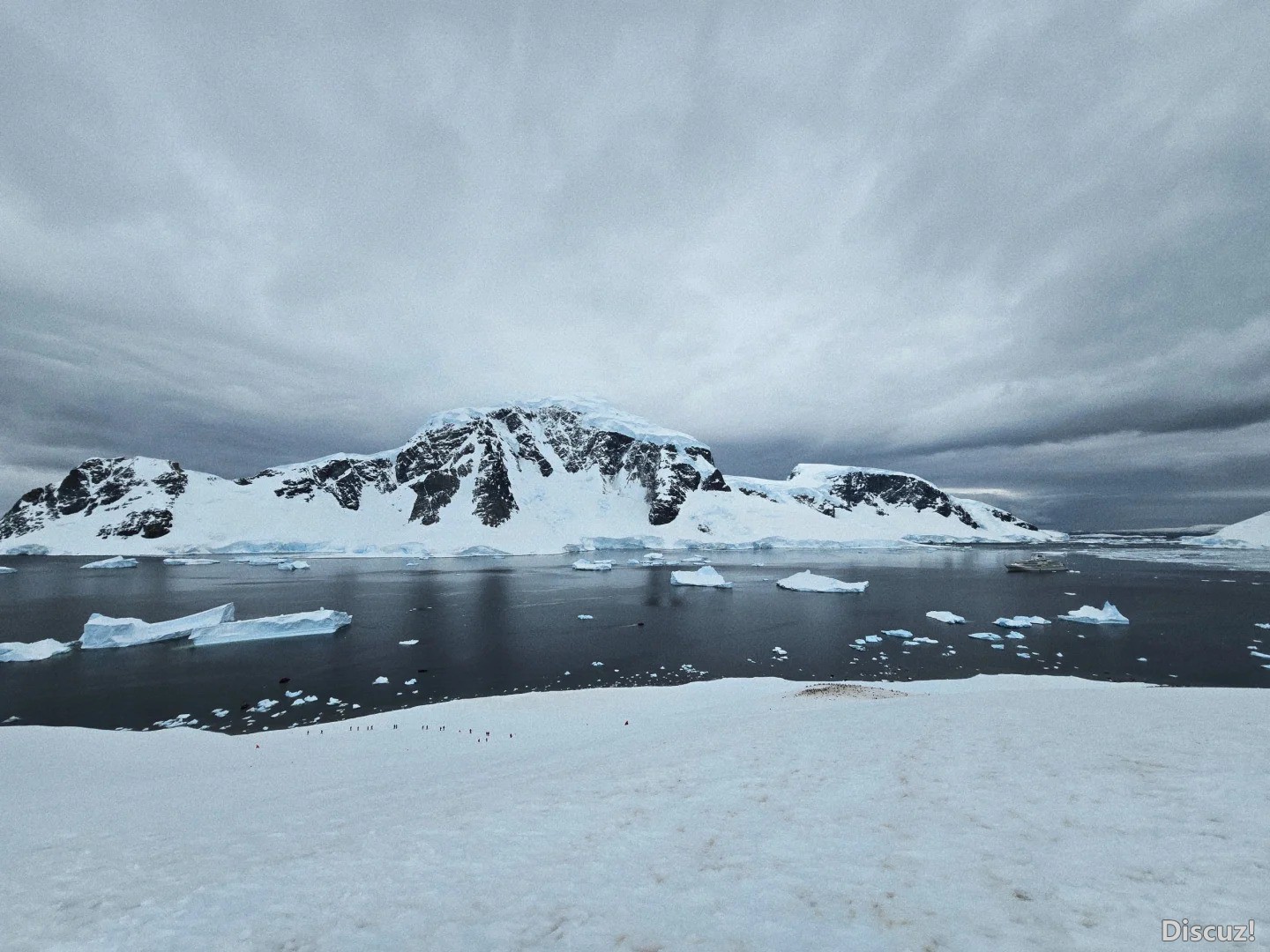 🇦🇶 也算是去過南極爬山了_2_.jpg